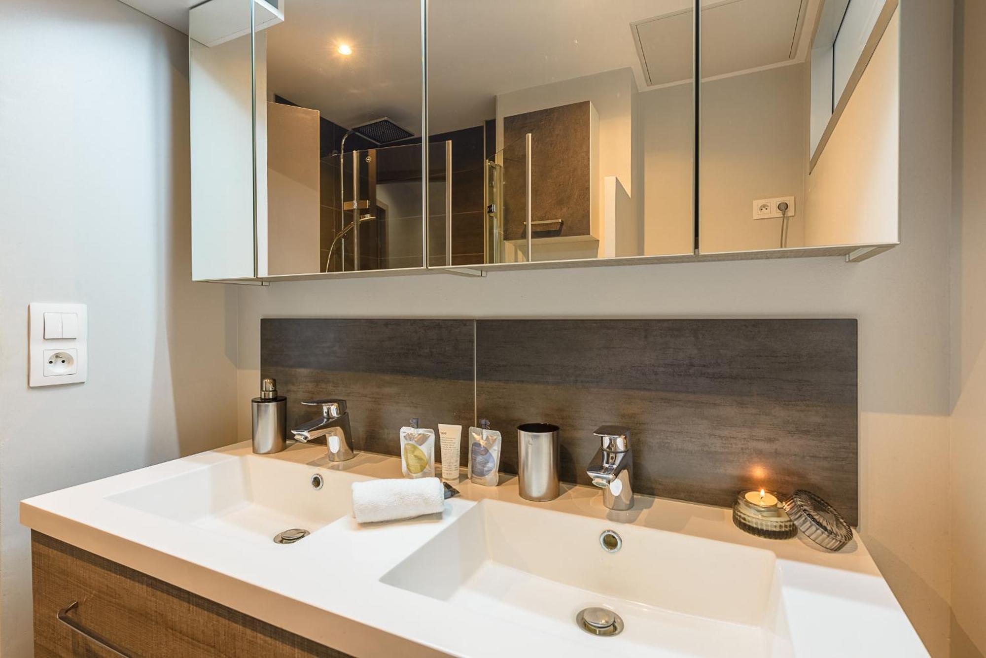 Aux Portes De L'imperial Palace, Lla Selections By Location Apartment *